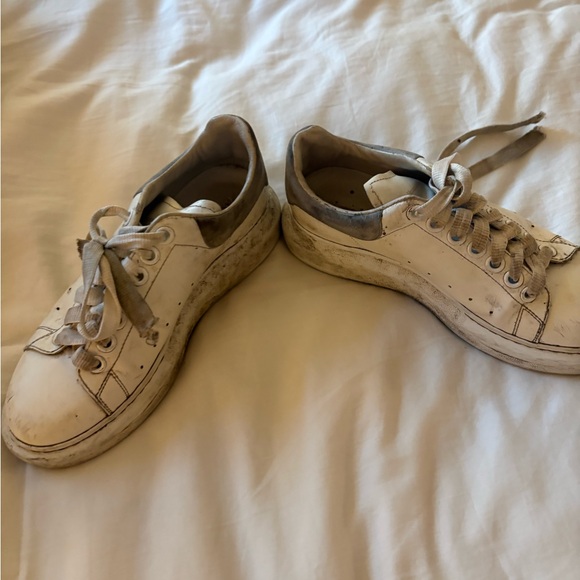 Alexander McQueen Sneakers - Picture 7 of 9